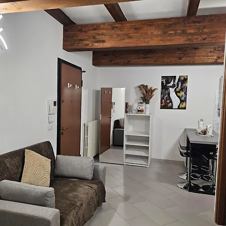 Monnalisa House - Centro Storico - Indipendente Apartamento *