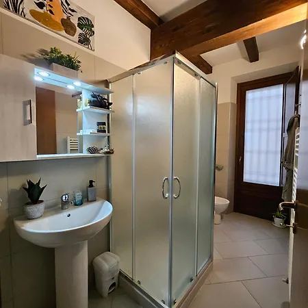 Monnalisa House - Centro Storico - Indipendente