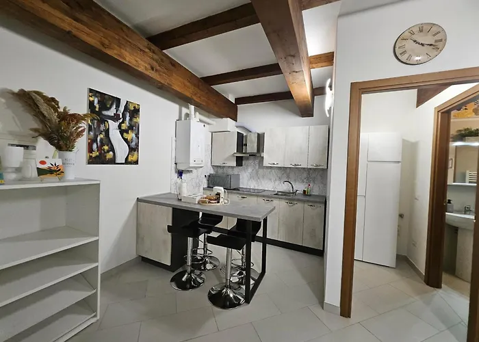 Monnalisa House - Centro Storico - Indipendente Imola